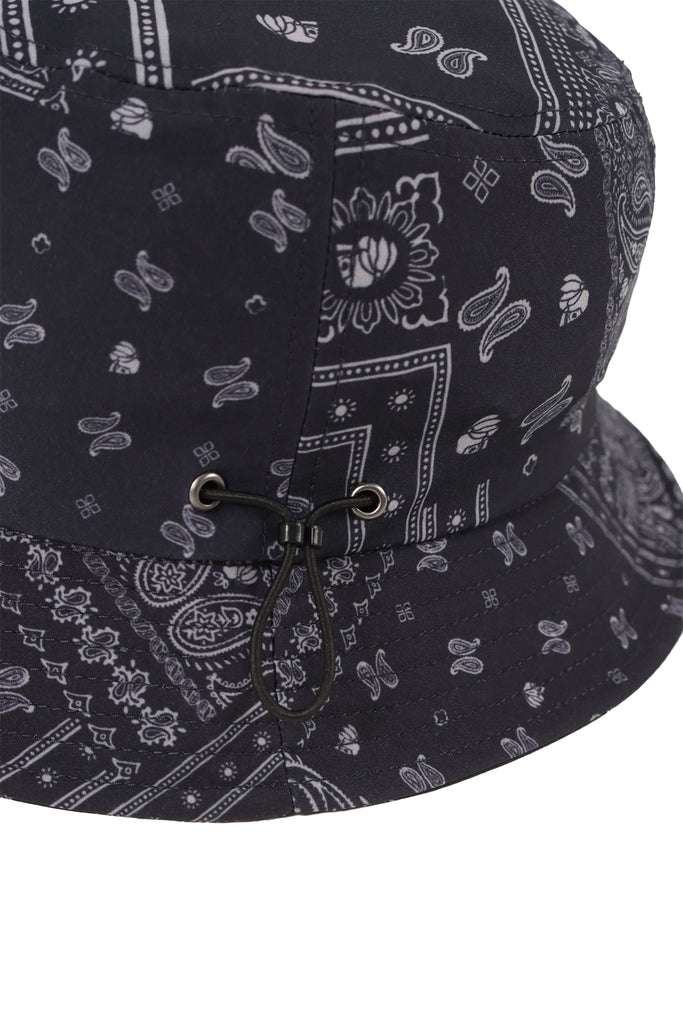 "BANDANA" BLACK BUCKET HAT